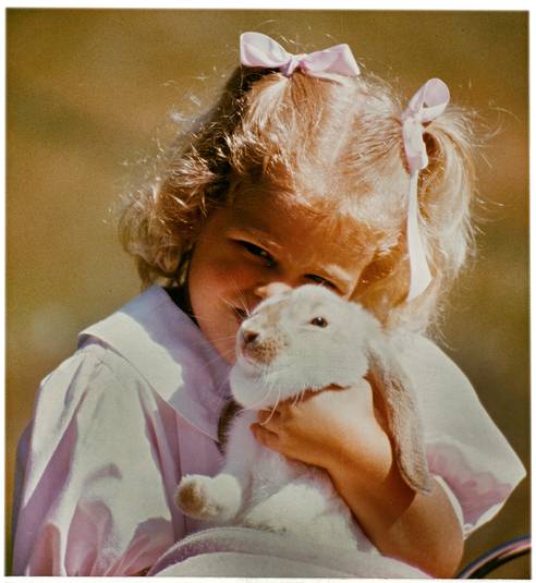 Prinsessan-Madeleine-med-sin-Kanin-Snuffy-1.jpg
