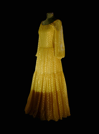 dress_1976_1.jpg